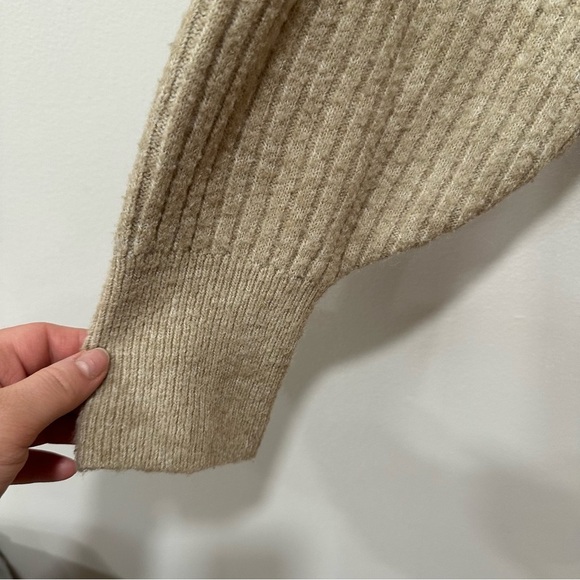 H&M cardigan medium - Picture 6 of 9